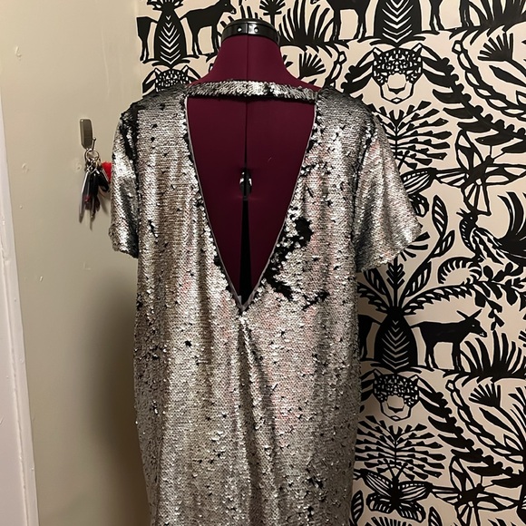 Forever 21 plus sequin dress size xl - Picture 2 of 2